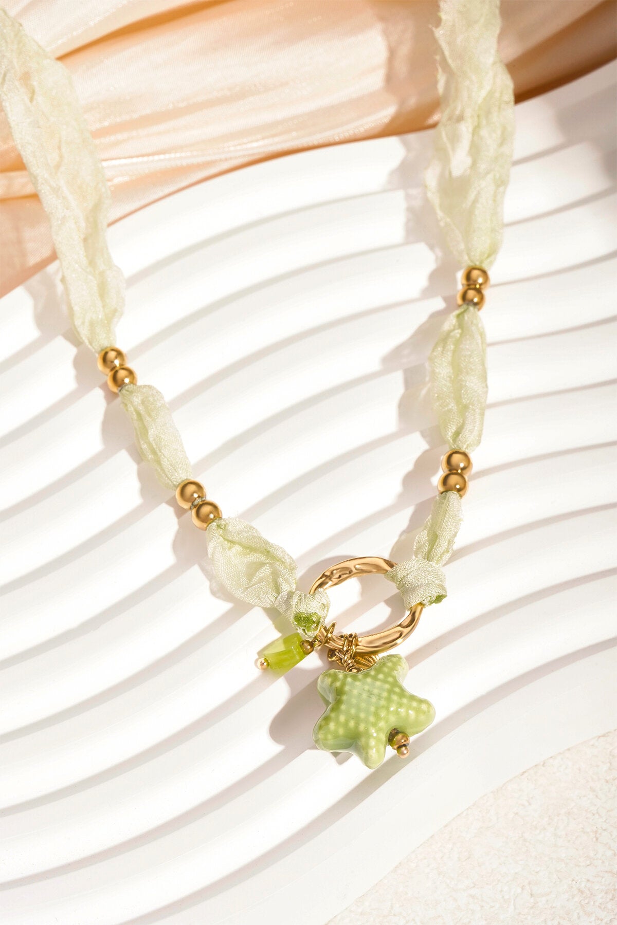 starry necklace - green and