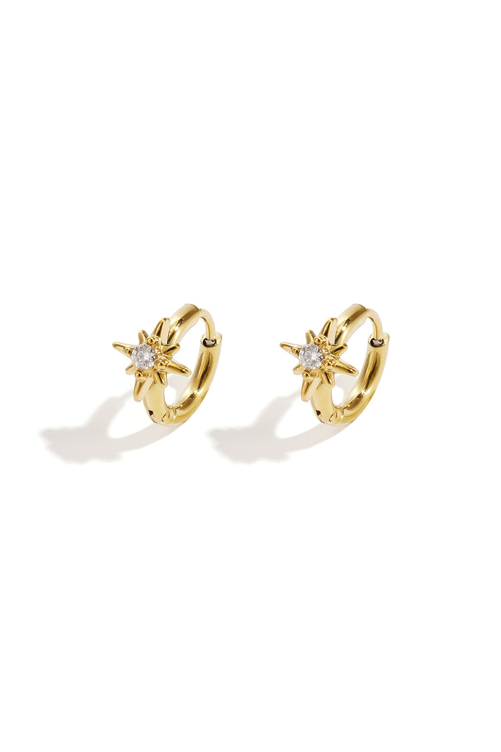 Hoop earrings with shooting star and stone