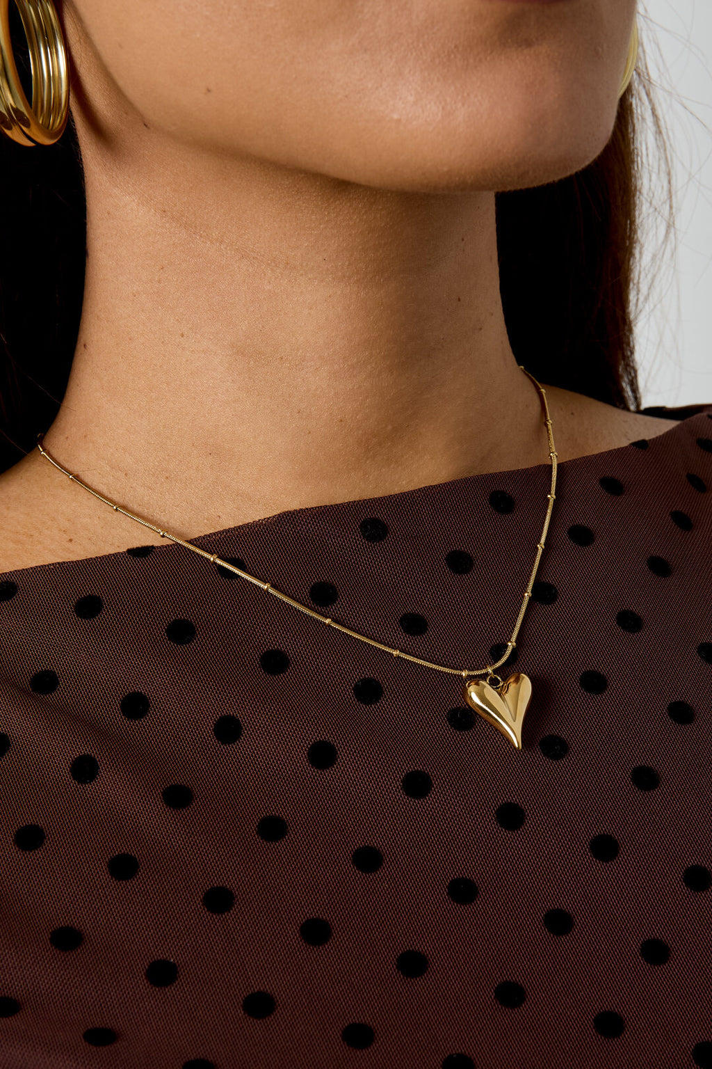 Ball necklace with iconic heart medium