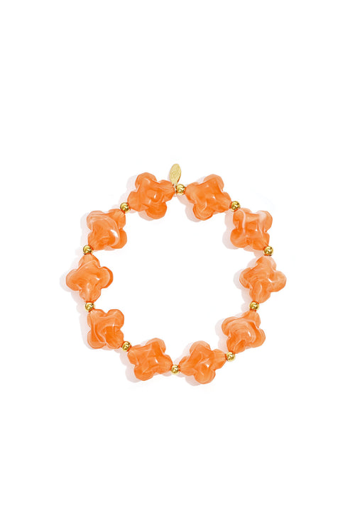 Beaded bracelet with clover beads
